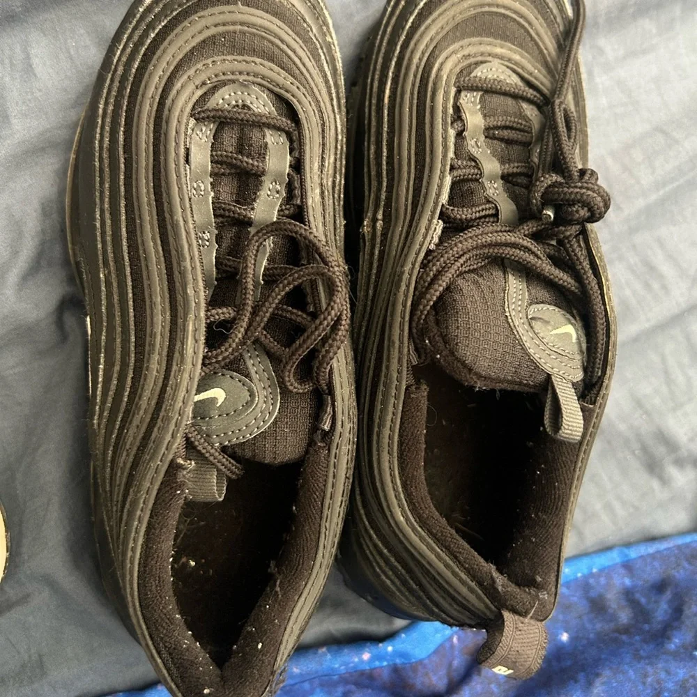 Nike Air Max 97 Triple Black Sneakers - Picture 4 of 4